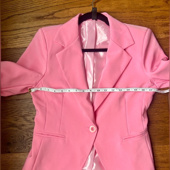Venti6 | Bubblegum Pink, Ruched Cropped Sleeve Blazer - Picture 6 of 7